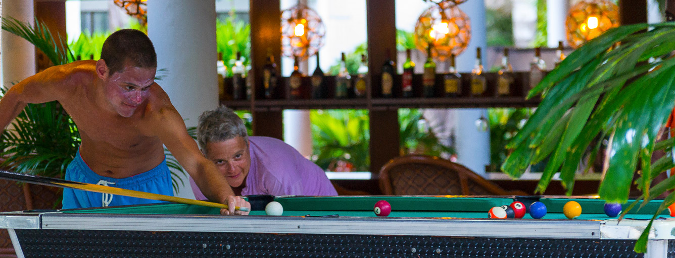 Snooker - Travellers Beach Hotel & Club